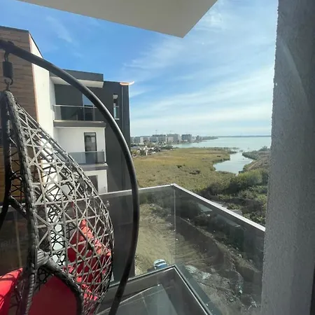 Mamaia Nord Apartment